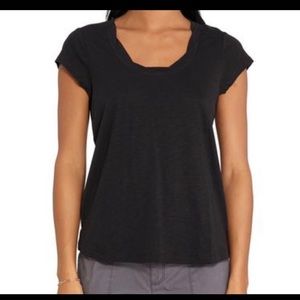 Social Standard By Sanctuarty Women's Amber Scoop Neck Black Tee